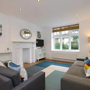 The Dagmar Grove Apartment